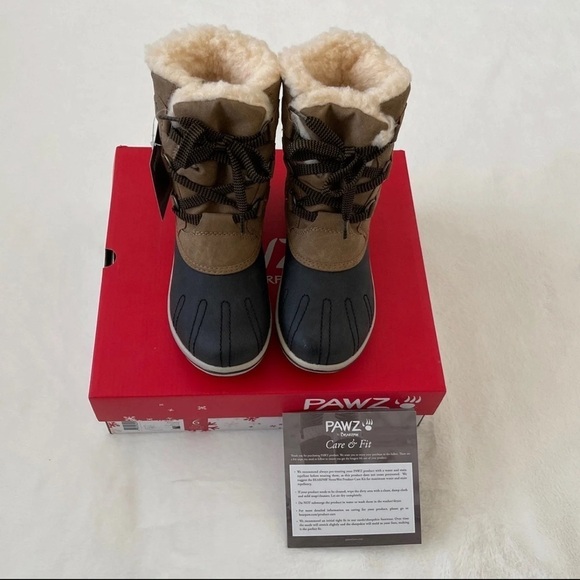 (NWT) PAWZ Women's Ginnie Cozy Warm Winter Boots, Size: 6 - Picture 9 of 16